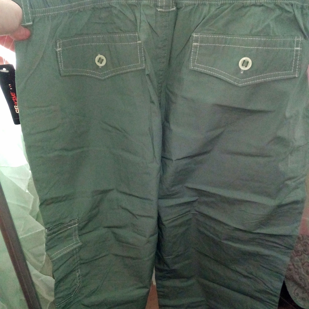 Woman's SB Active Olive Cargo Capris NWT
